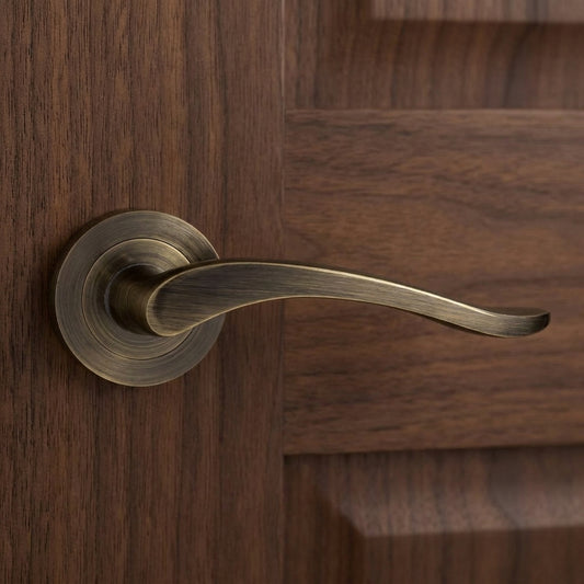 Nicole - Door Handle, Different Colours
